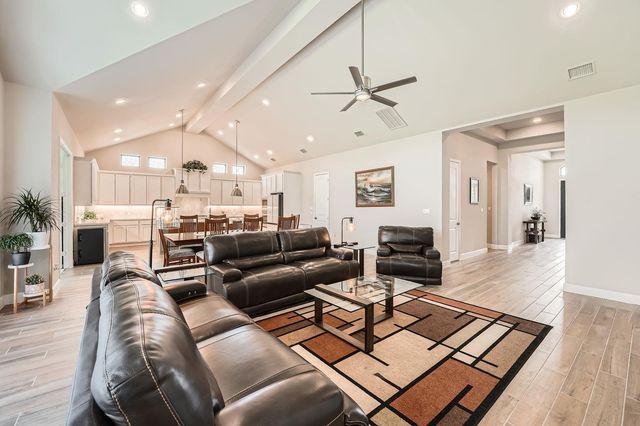 116 Gaston DR, Bastrop, TX 78602