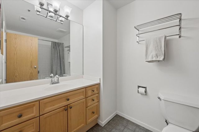 3151 N Lincoln Avenue 304, Chicago, IL 60657