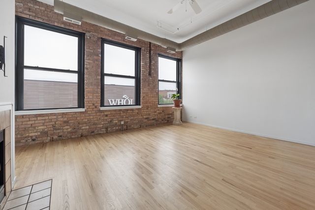 3151 N Lincoln Avenue 304, Chicago, IL 60657
