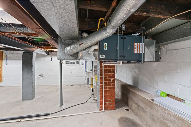 321 2nd St, Freeport Boro, PA 16229