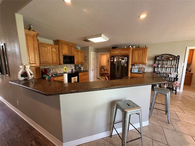 394 Sunland Park, Robinson, TX 76706