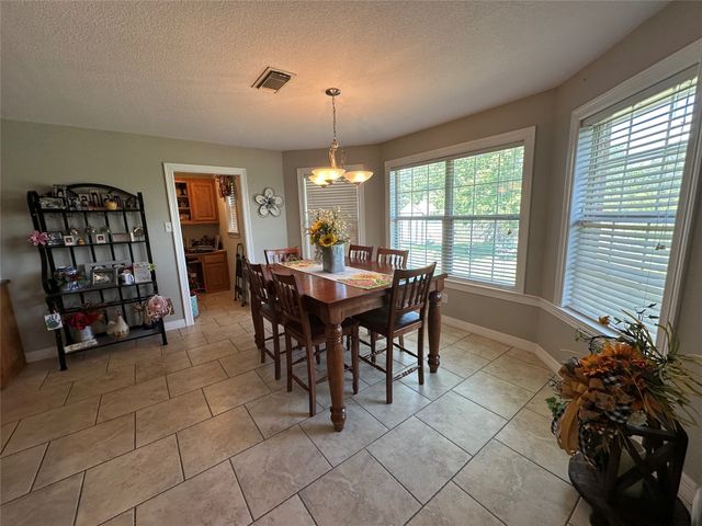 394 Sunland Park, Robinson, TX 76706