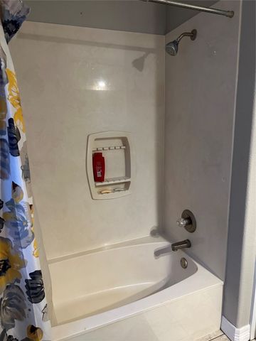 394 Sunland Park, Robinson, TX 76706