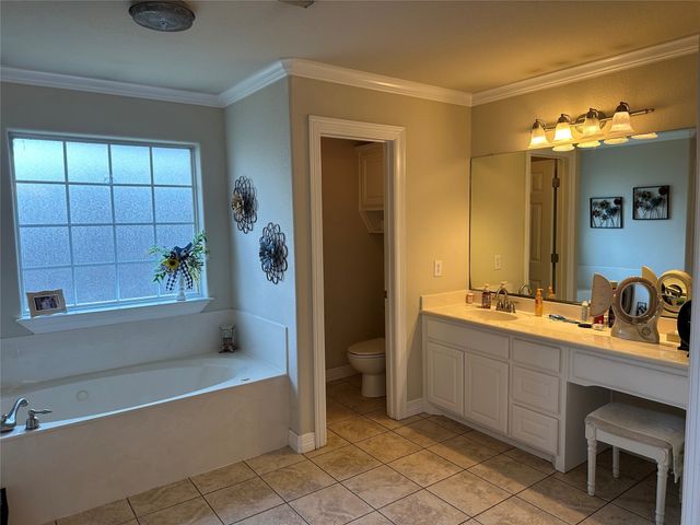 394 Sunland Park, Robinson, TX 76706