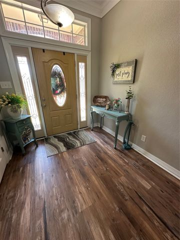 394 Sunland Park, Robinson, TX 76706