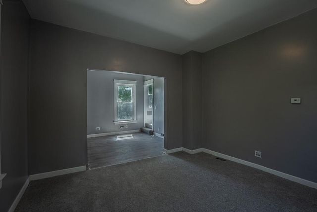 2203 E 37 Street, Kansas City, MO 64109