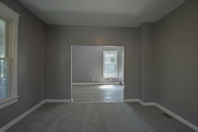 2203 E 37 Street, Kansas City, MO 64109
