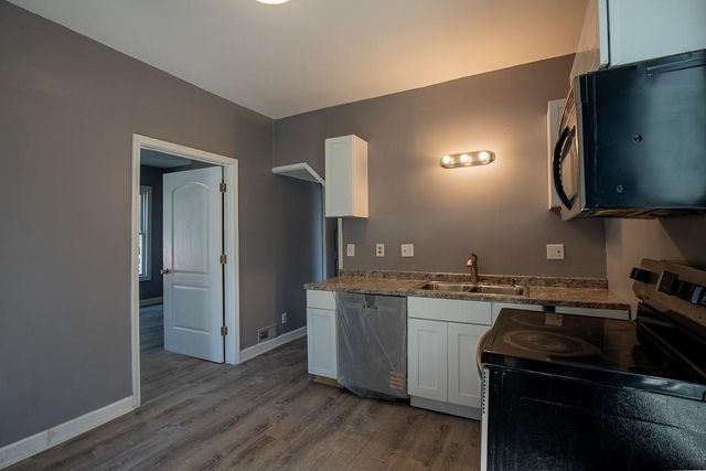 2203 E 37 Street, Kansas City, MO 64109