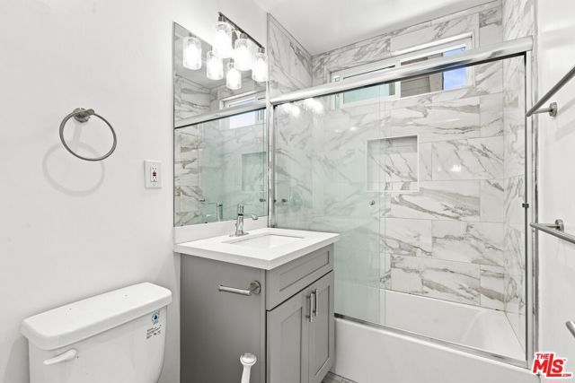 11485 Cumpston Street, North Hollywood (los Angeles), CA 91601