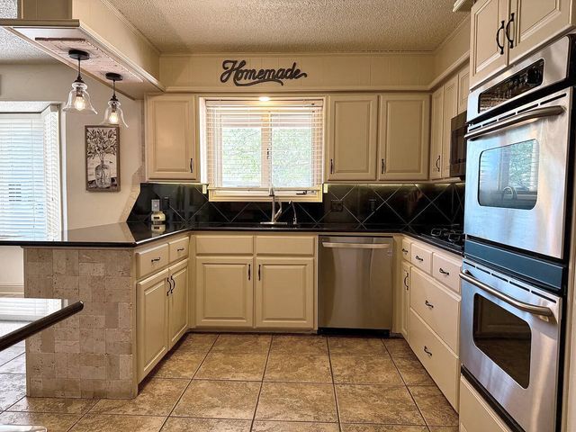 5607 80th Street, Lubbock, TX 79424