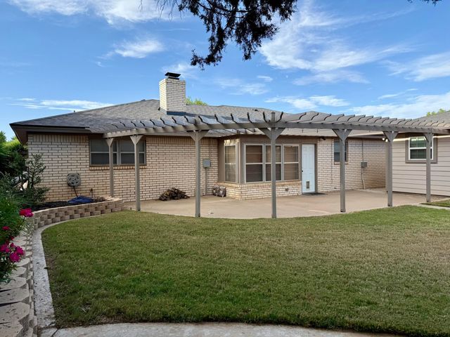 5607 80th Street, Lubbock, TX 79424