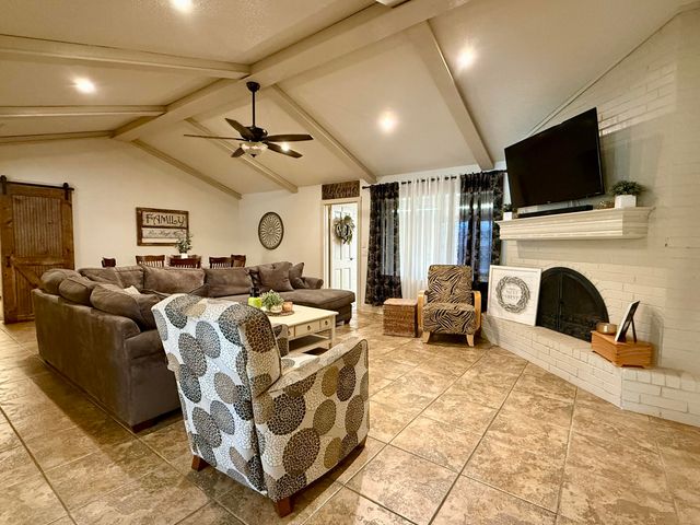 5607 80th Street, Lubbock, TX 79424