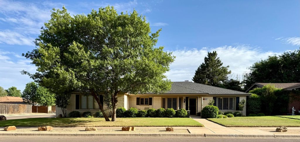 5607 80th Street, Lubbock, TX 79424