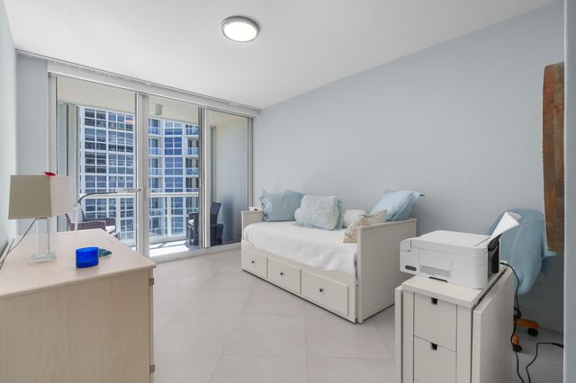 6051 N Ocean Drive 1101, Hollywood, FL 33019