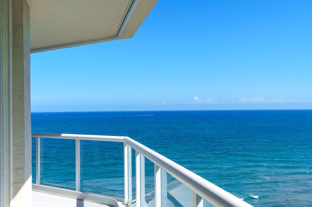 6051 N Ocean Drive 1101, Hollywood, FL 33019