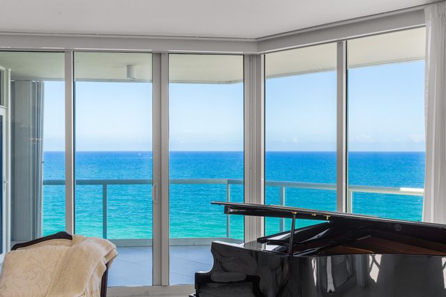 6051 N Ocean Drive 1101, Hollywood, FL 33019