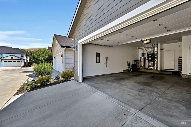 11635 N 24th Ave, Boise, ID 83714