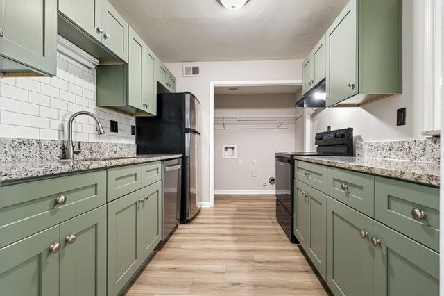 702 Augusta Drive SE, Marietta, GA 30067