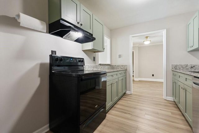 702 Augusta Drive SE, Marietta, GA 30067