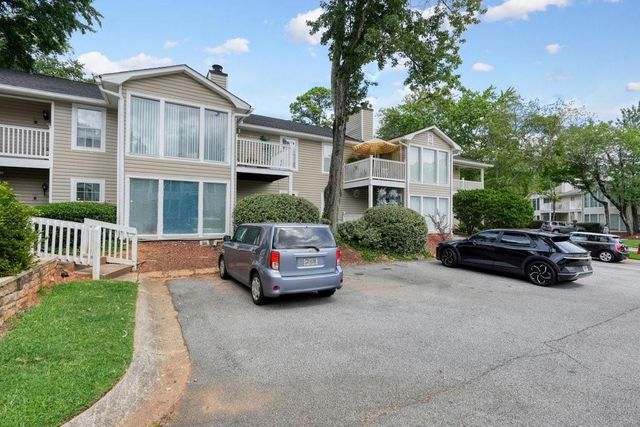 702 Augusta Drive SE, Marietta, GA 30067