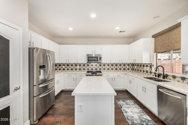 14136 W CALAVAR Road, Surprise, AZ 85379