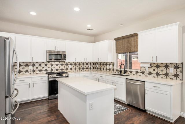 14136 W CALAVAR Road, Surprise, AZ 85379