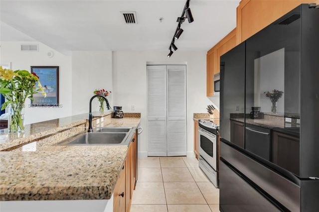 55 Merrick Way 744, Coral Gables, FL 33134