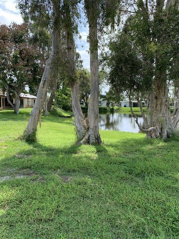 3 Mediterranean Boulevard E, Port St. Lucie, FL 34952