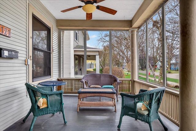 2121 West Lawn Avenue, Madison, WI 53711