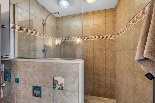 2121 West Lawn Avenue, Madison, WI 53711