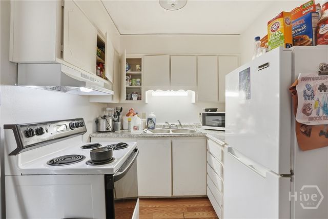 1532 Eleanor Street, Savannah, GA 31415