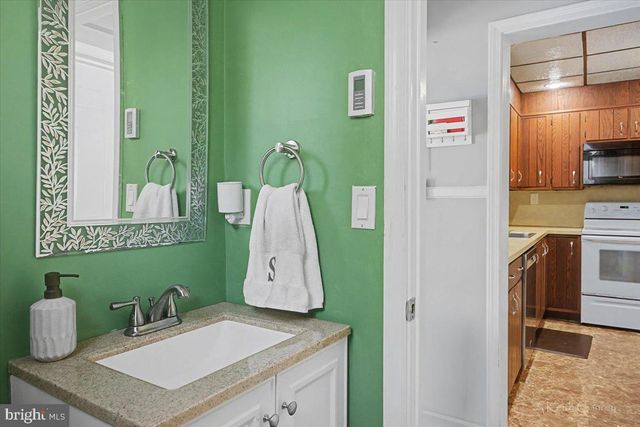 645 S CANNON AVE, Lansdale, PA 19446