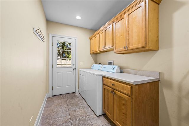 1303 GLENCOE Avenue, Highland Park, IL 60035