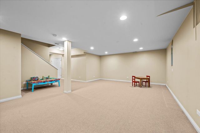 1303 GLENCOE Avenue, Highland Park, IL 60035