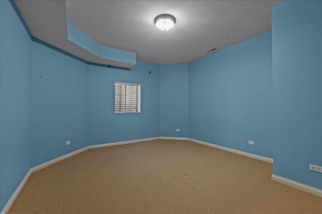 1303 GLENCOE Avenue, Highland Park, IL 60035