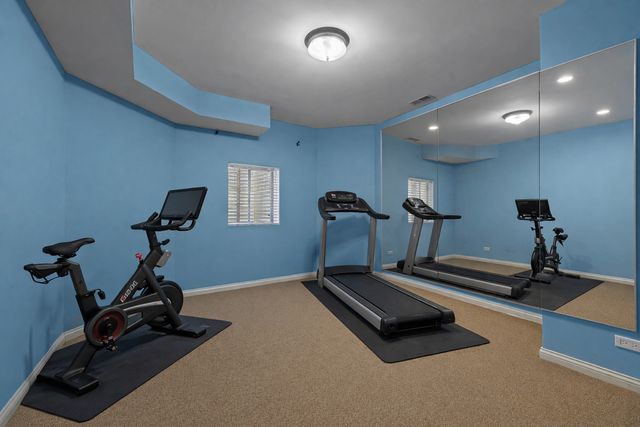 1303 GLENCOE Avenue, Highland Park, IL 60035