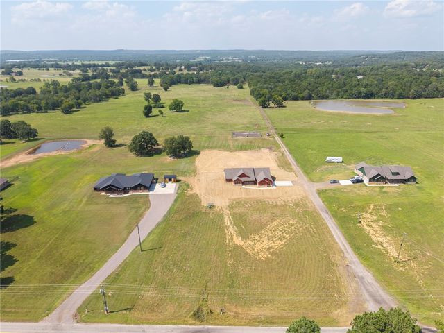6138 New Hope, Hackett, AR 72937
