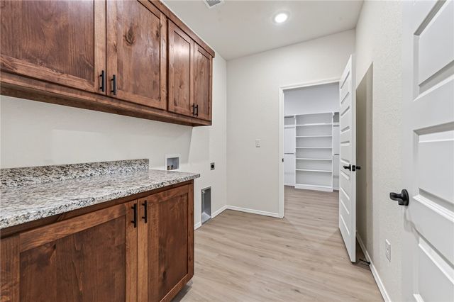 6138 New Hope, Hackett, AR 72937