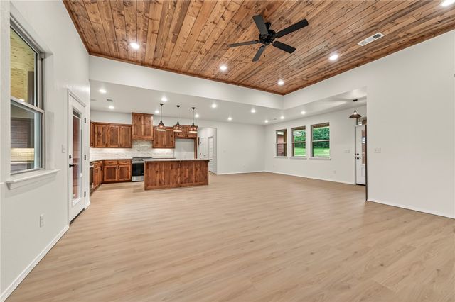 6138 New Hope, Hackett, AR 72937
