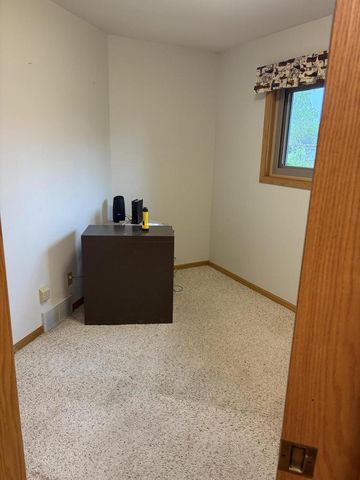 82 Eastbrook LANE, Fond Du Lac, WI 54935