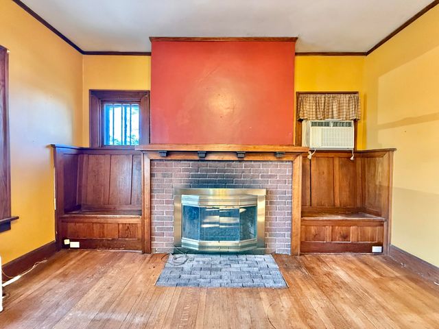 806 11TH Street, Corning, IA 50841