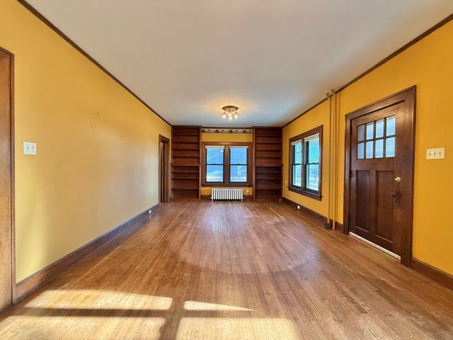 806 11TH Street, Corning, IA 50841