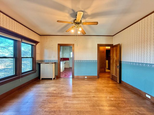 806 11TH Street, Corning, IA 50841