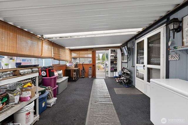 7812 18th Avenue Ct E, Tacoma, WA 98404