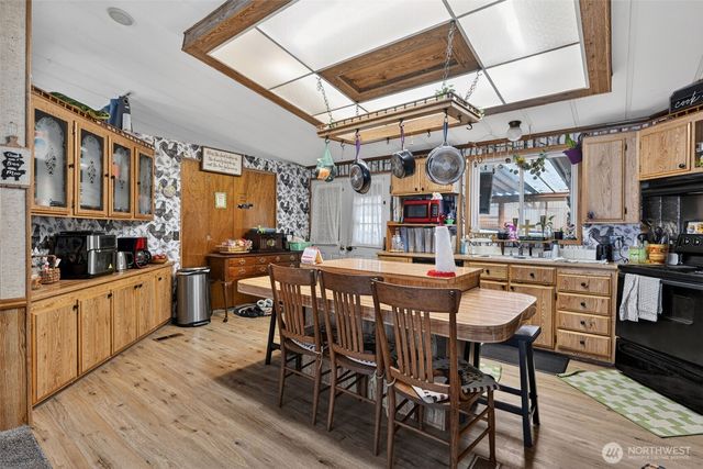 7812 18th Avenue Ct E, Tacoma, WA 98404