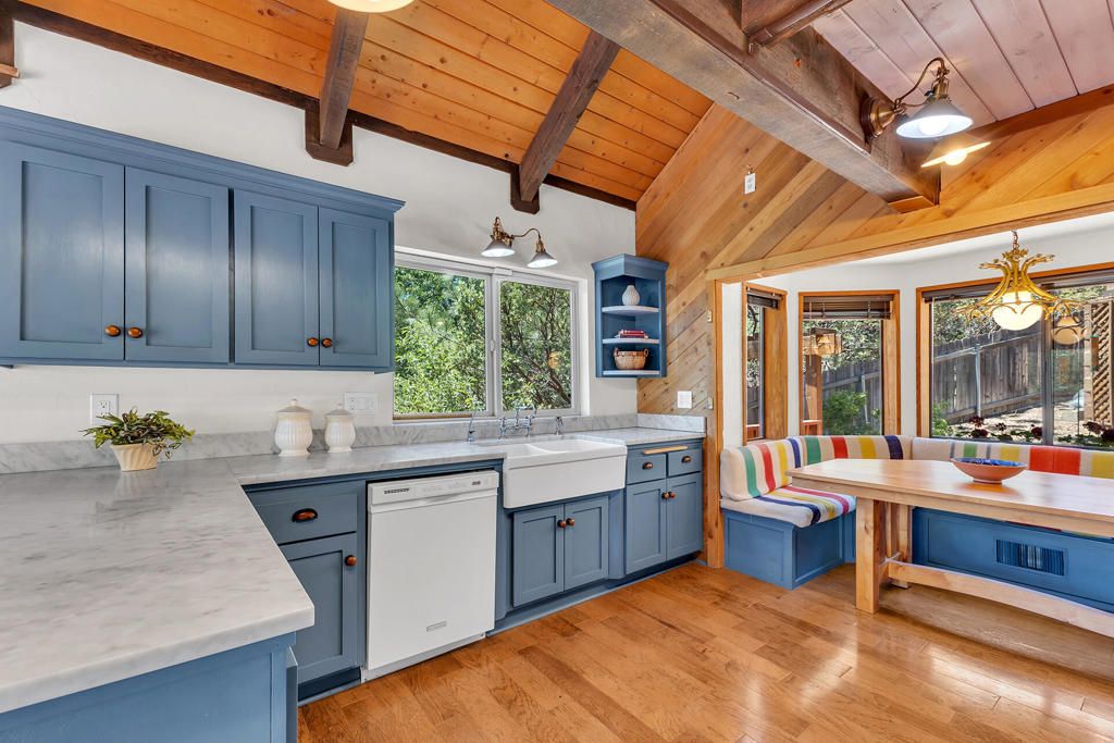 Image 25 of property listing at 24863 Ponderosa Drive, Idyllwild, CA 92549