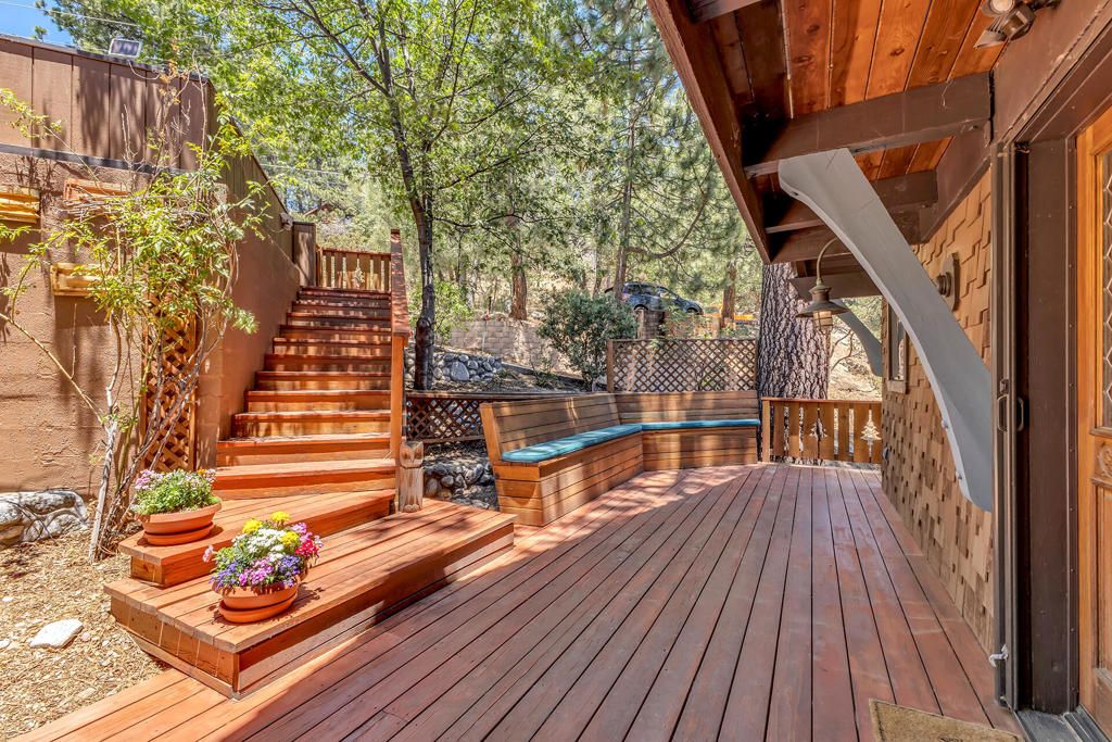 Image 3 of property listing at 24863 Ponderosa Drive, Idyllwild, CA 92549
