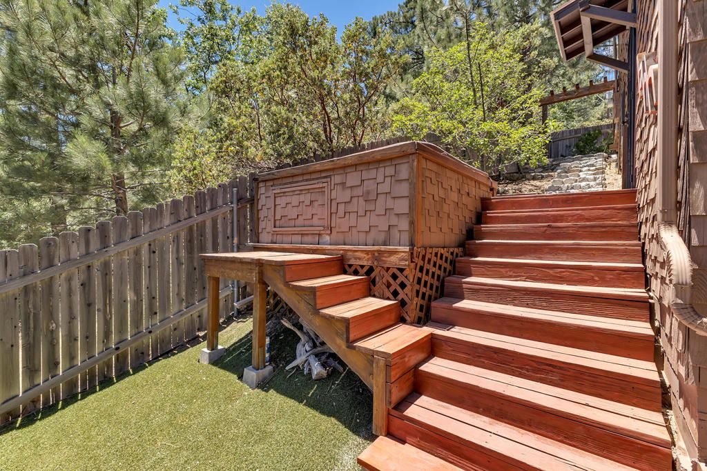 Image 55 of property listing at 24863 Ponderosa Drive, Idyllwild, CA 92549