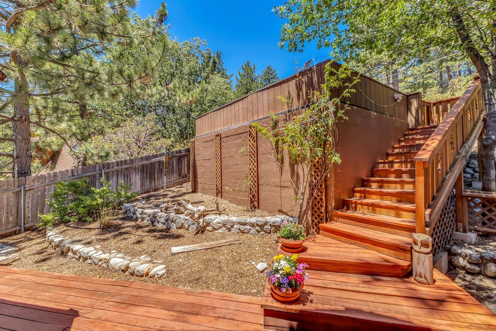 Image 61 of property listing at 24863 Ponderosa Drive, Idyllwild, CA 92549