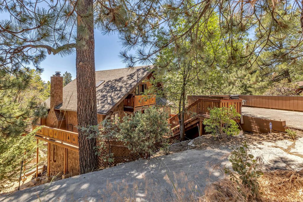 Image 68 of property listing at 24863 Ponderosa Drive, Idyllwild, CA 92549
